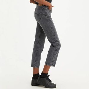 Levi’s Wedgie Straight Jeans Cropped Size 28 Black / Grey